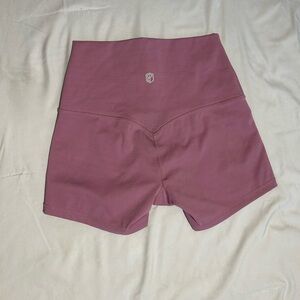 Born Primitive New Heights Booty Short worn only a few times. Mauve